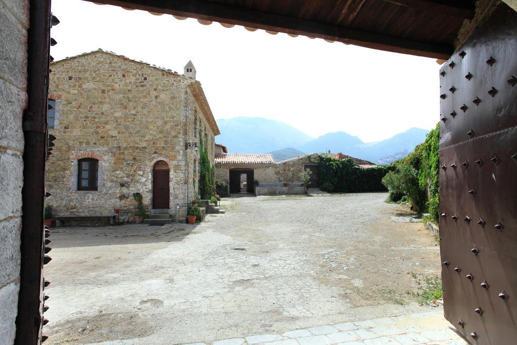 Fattoria Mongerrate Villa Isnello ภายนอก รูปภาพ